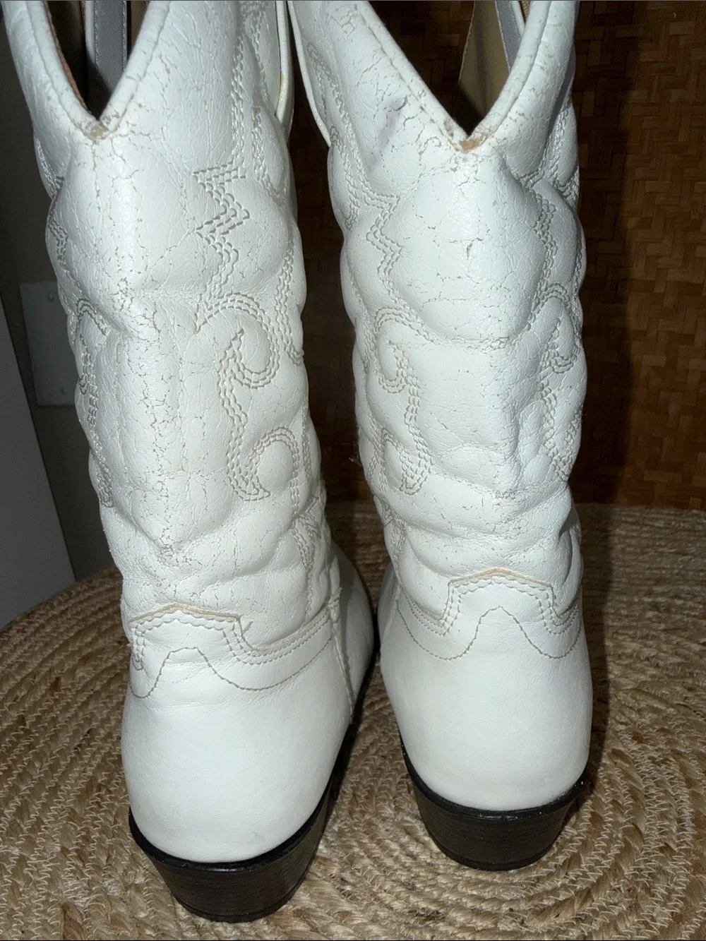 American West White Western Cowboy Boots Silver Toe Size 4